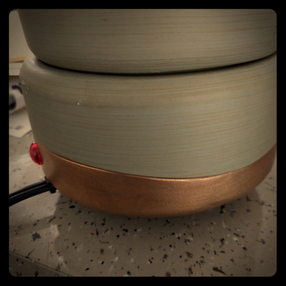 Ceramic Wax Warmer/ Candle Holder